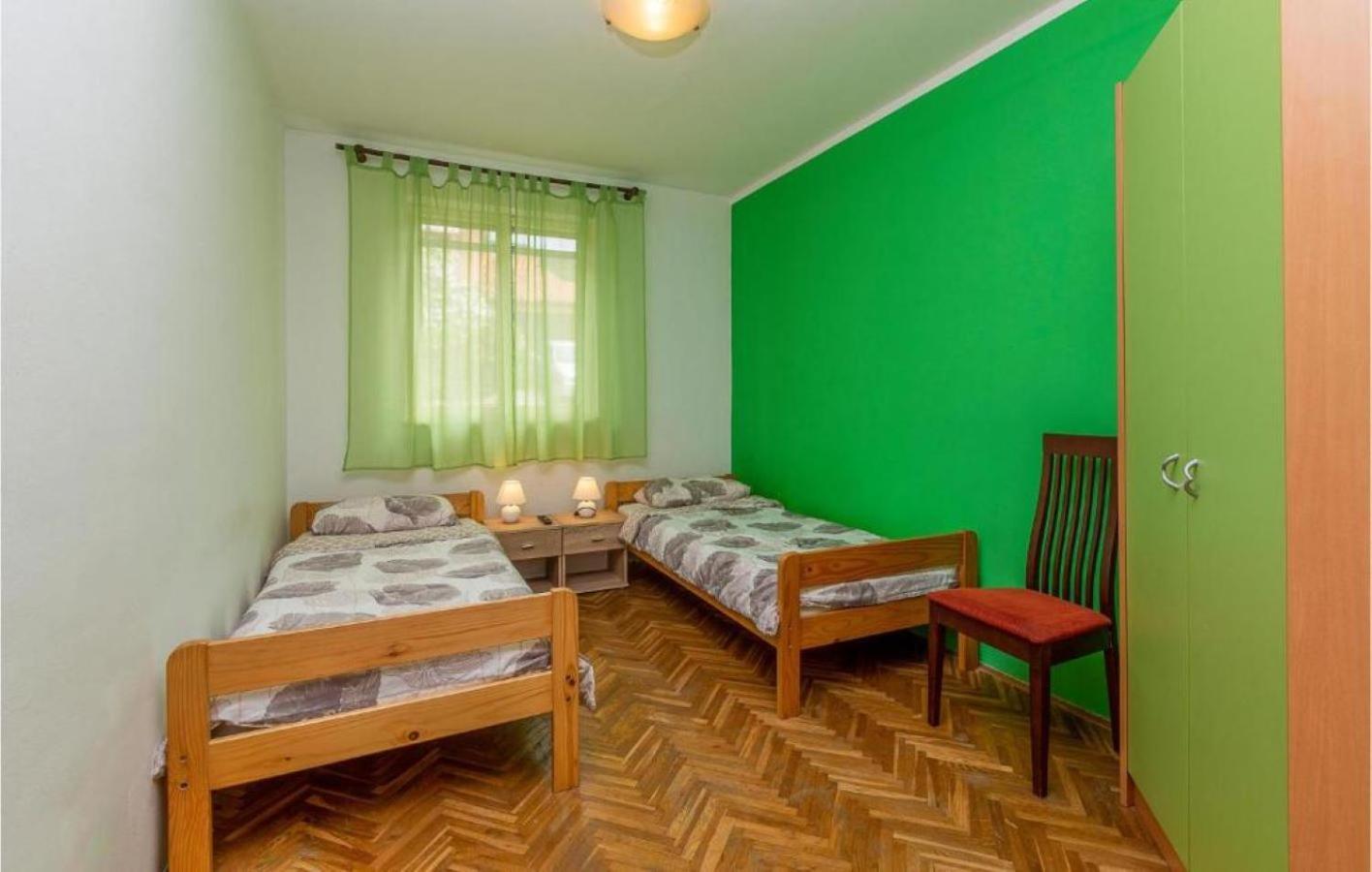 Apartman Ema 4+2 Koromacno Luaran gambar