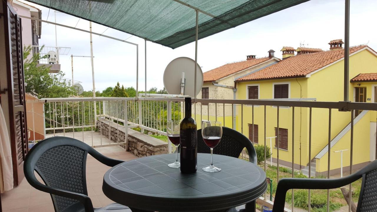 Apartman Ema 4+2 Koromacno Luaran gambar